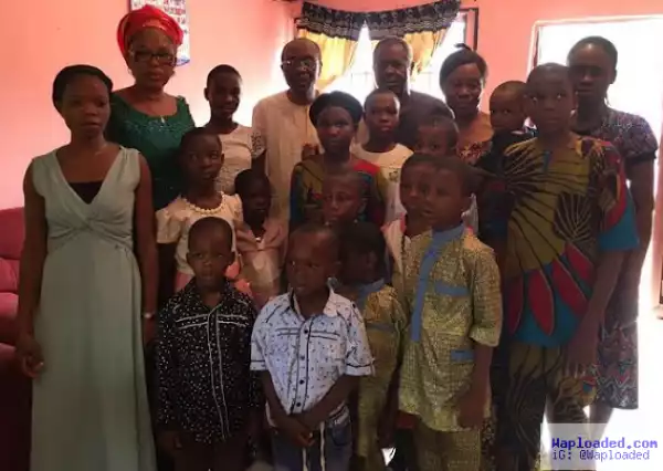 Photos: CBN Gov. Emefiele donates all gifts received at his mother’s funeral to motherless babies homes